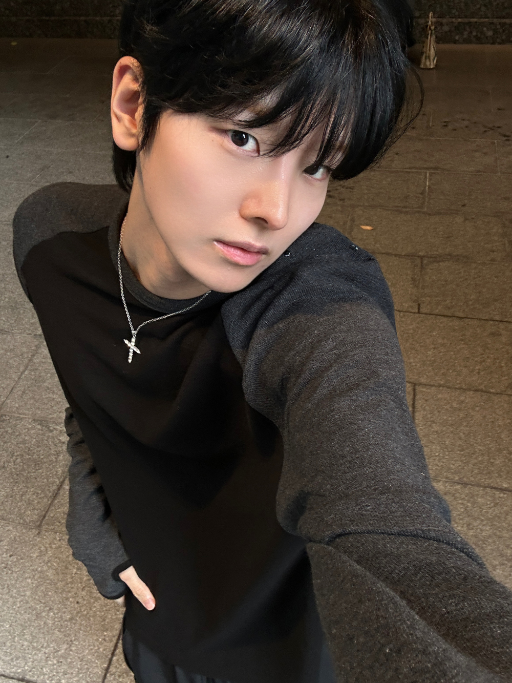 드레스 모델 착용 이미지-S281L27